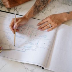 image de plan sur une table