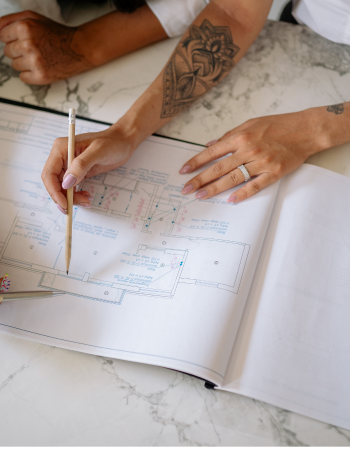 image de plan sur une table